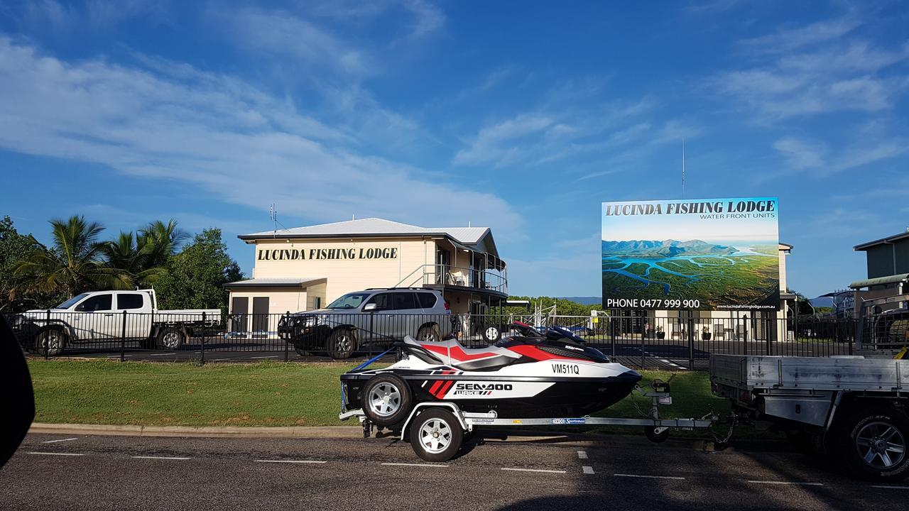 Lucinda Fishing Lodge ภายนอก รูปภาพ