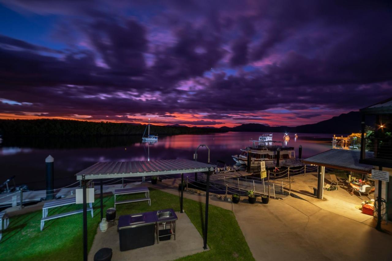 Lucinda Fishing Lodge ภายนอก รูปภาพ