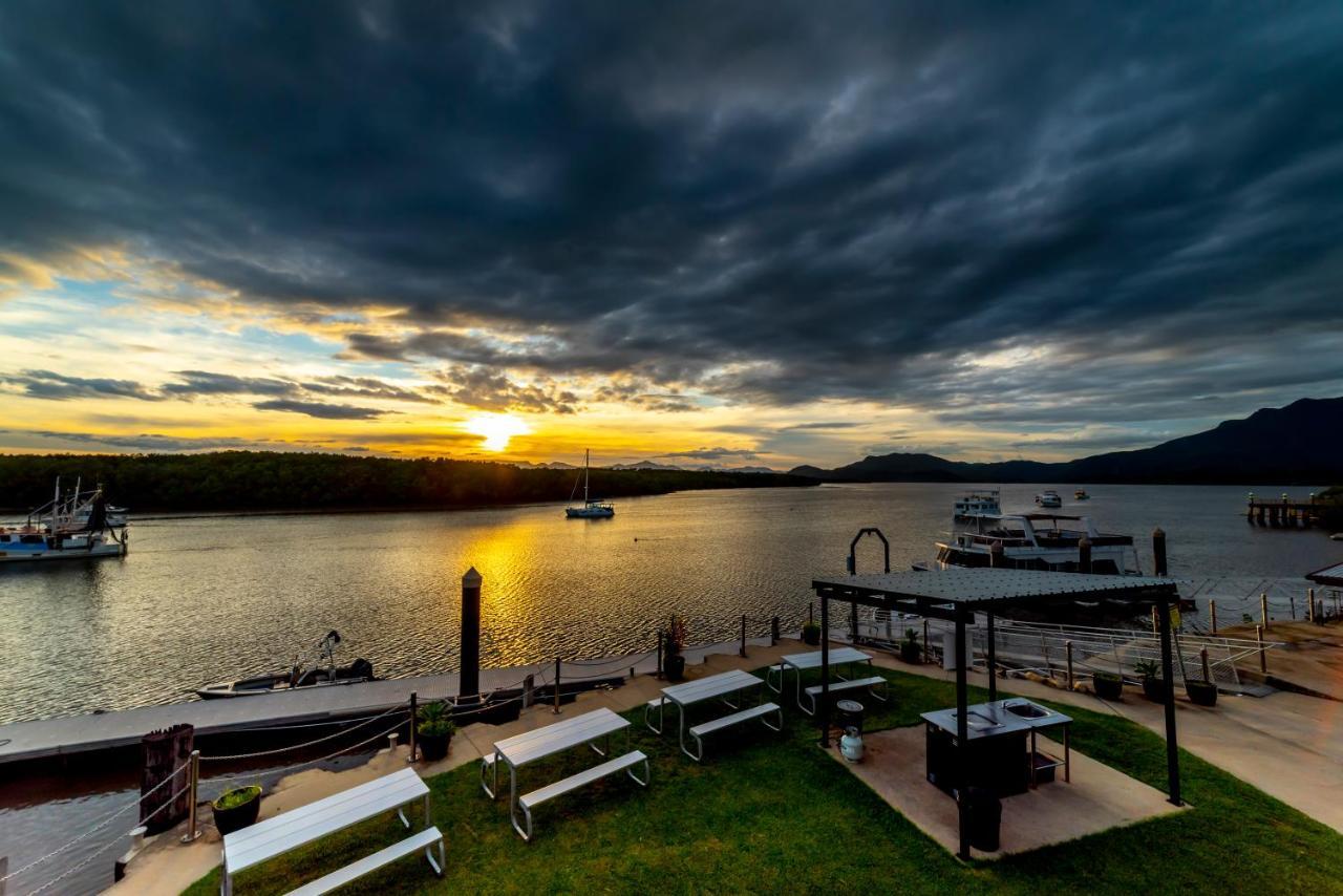 Lucinda Fishing Lodge ภายนอก รูปภาพ