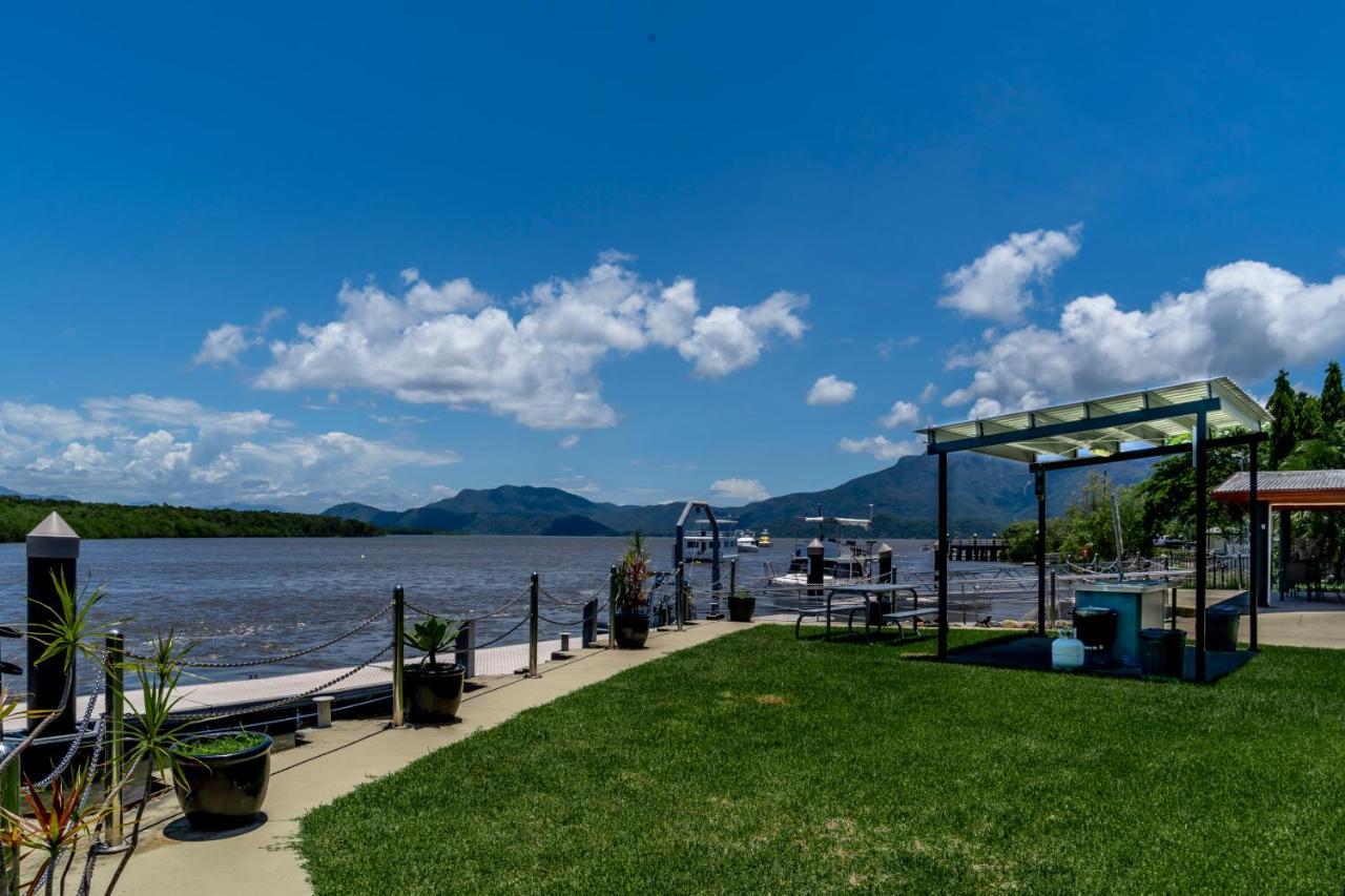 Lucinda Fishing Lodge ภายนอก รูปภาพ