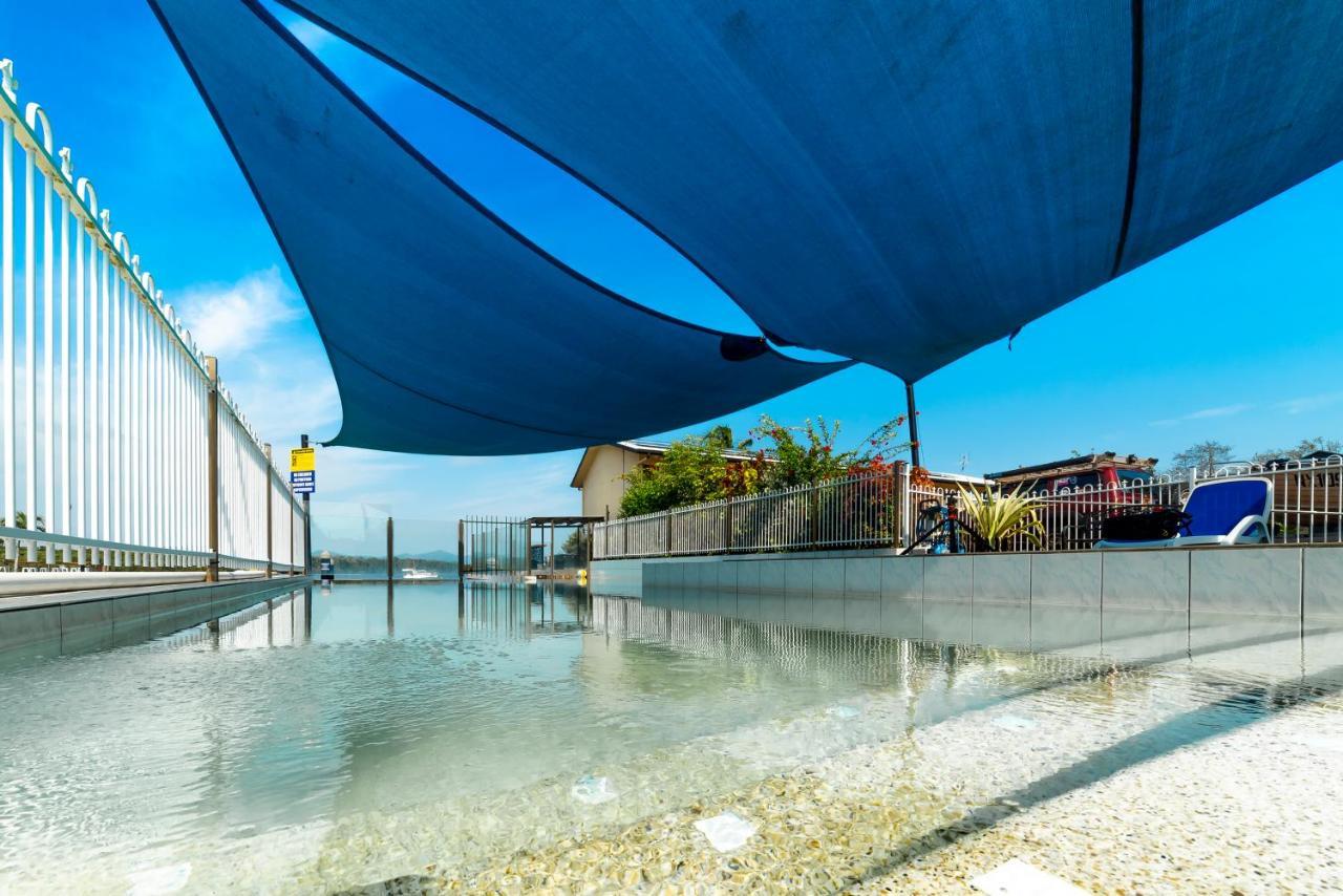 Lucinda Fishing Lodge ภายนอก รูปภาพ