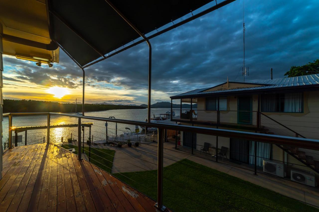 Lucinda Fishing Lodge ภายนอก รูปภาพ
